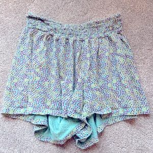 Flowy shorts
